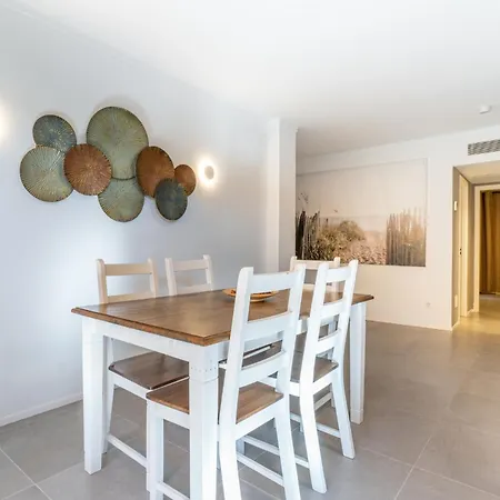 Ponent 4 Apartment *