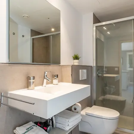 Apartment Ponent 4 *